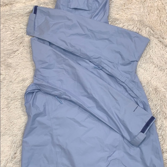 Windbreaker - Picture 3 of 4